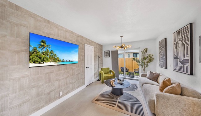 Modern&Beachy space w/kitchen, 5 stars - 4 ppl