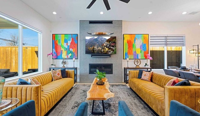Modern Luxury Farmhouse Oasis w/Pool, Spa, Private Concierge, Meditation Room & Prime Location!