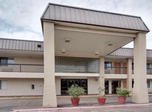 Motel 6 Texarkana, TX