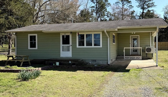 Mountain-View 3BR Home w/Firepit Hatfield AR