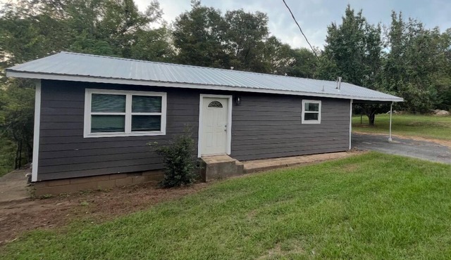 Murfreeboro AR !Enchanting 2-bedroom house with Heat and AC in Murfreesboro