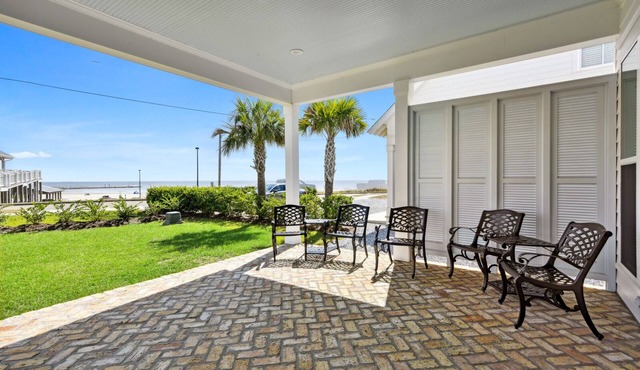 New 3 Bedroom Beachfront Rental in downtown Bay St Louis