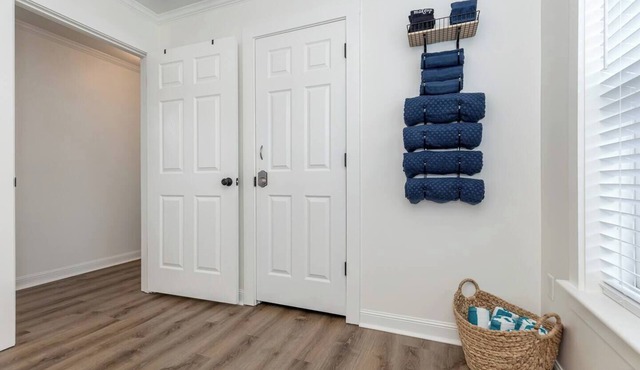 Oak Park Cottage, Newly renovated, great location!