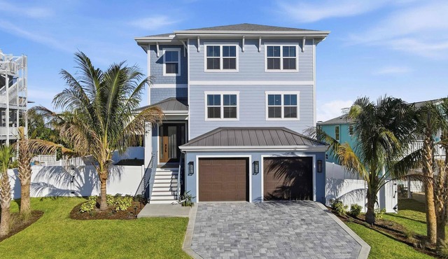 Ocean Views, Beach, Optional Heated Pool & Spa