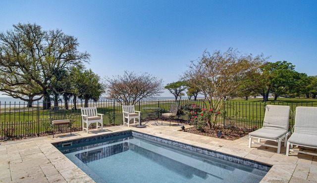 On the Beach + Gulf: Luxe Pass Christian Escape