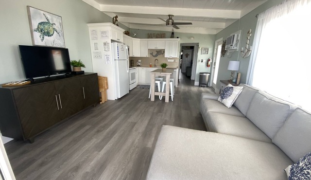 OPEN WATER PARADISE 2/2 HALF DUPLEX IN KEY COLONY BEACH MARATHON, FL 34