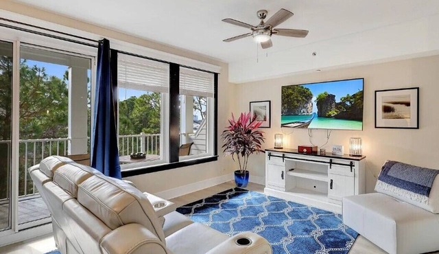 Opulent Couples Retreat In Sandestin's Baytowne wharf