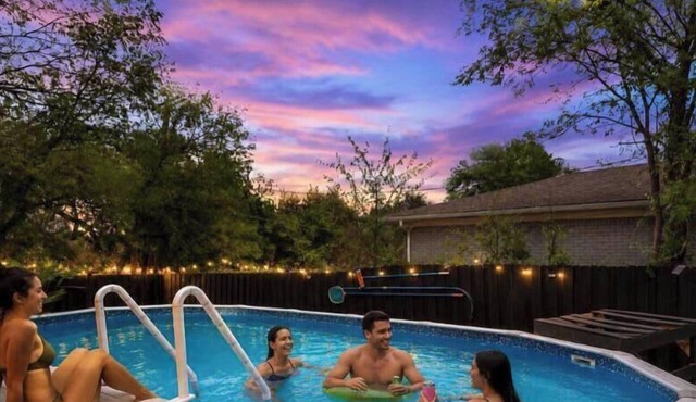 Panoramic 4BR/3B Home with Pool, Grill, Sauna & Game Room
