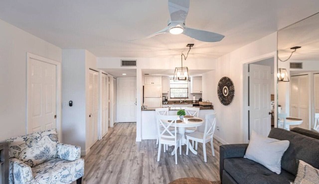 Park Shore Resort-Deluxe Condo 1st FloorBLDGE #134