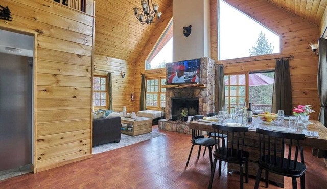 Peaceful Rustic Escape, Cool Deck with Firepit Table - No Better Escape than Our Private Lot - 3BR w/Game Loft, Pac Man tabletop games console! in Big Bear