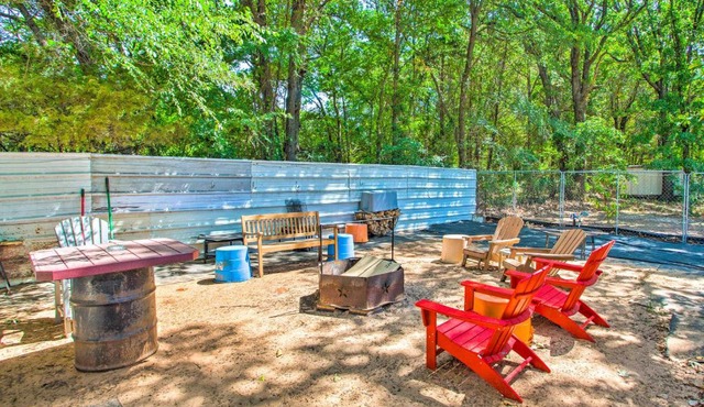 Pet-Friendly Kingston Getaway with Boat Dock!