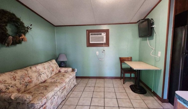 Pet friendly Lake View Cabin Rental near Coushatta, LA!