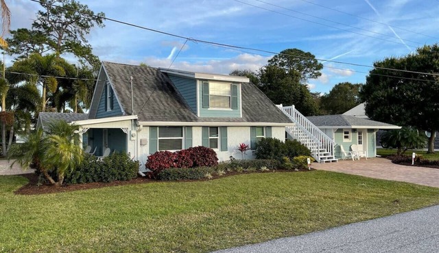 Pinecraft Hideaway Bright 1BR Near Siesta Key in Sarasota