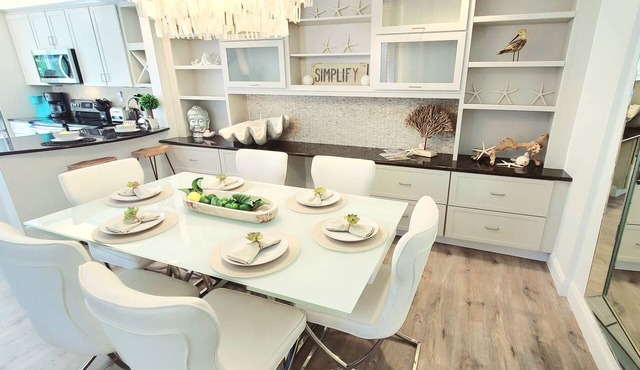 POSHPADZ-Sandpiper Villa Walk to Jupiter Beach-Bella Vista