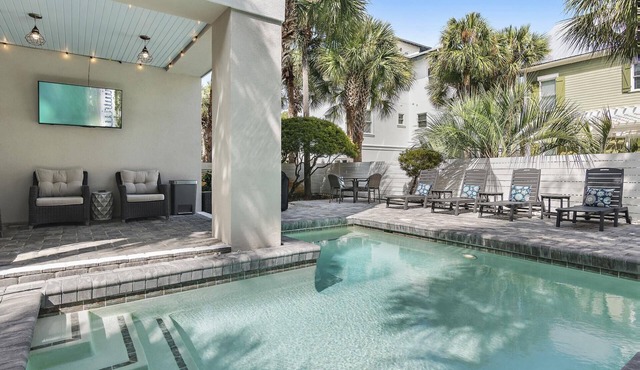 Private Pool | Balconies | Wet Bar | Views
