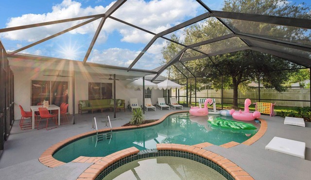 Private Screened Pool | 10 Min to Vero Beach