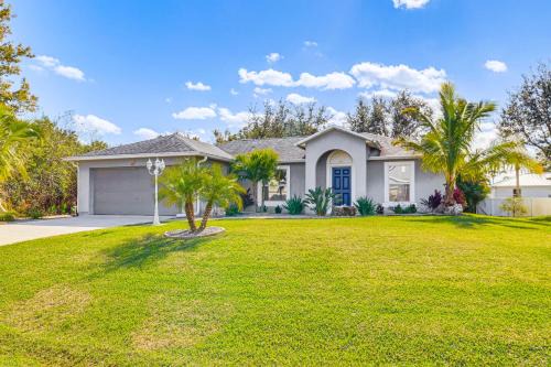 Private Yard & Screened Patio: Sunny Sebastian Gem