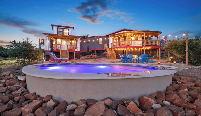 Ranch 33-Peaceful 20 ac Ranch w/Spool, Firepit in Blanco