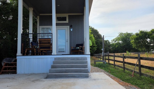 Ranch Cabin Modern Tiny home on beautiful Ranch!
