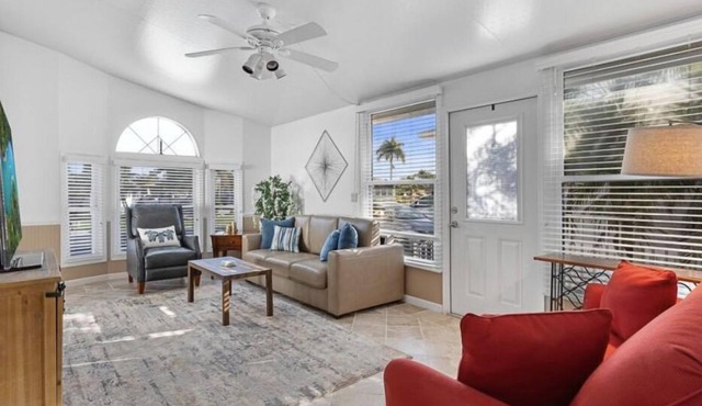Rare Availability In Popular, Award Winning, Gated Vacation Area in Naples