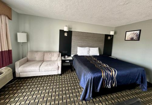 Red Carpet Inn - Natchez