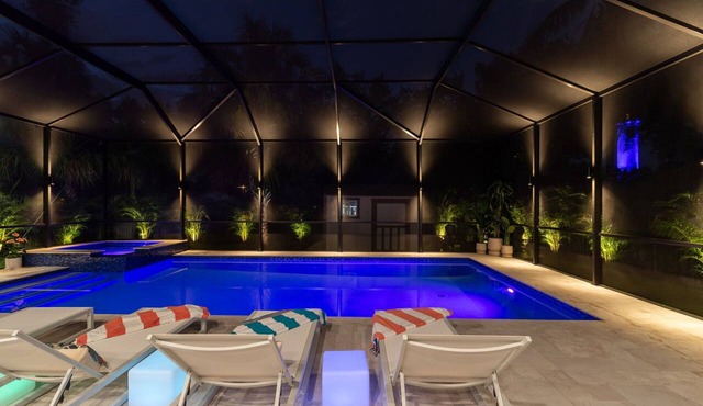 Resort Pool & SPA , Mini Golf , Pool Table, Near Busch Gardens