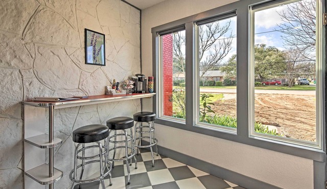 Retro Updated Blanco Abode - Steps to Main Street! in Blanco
