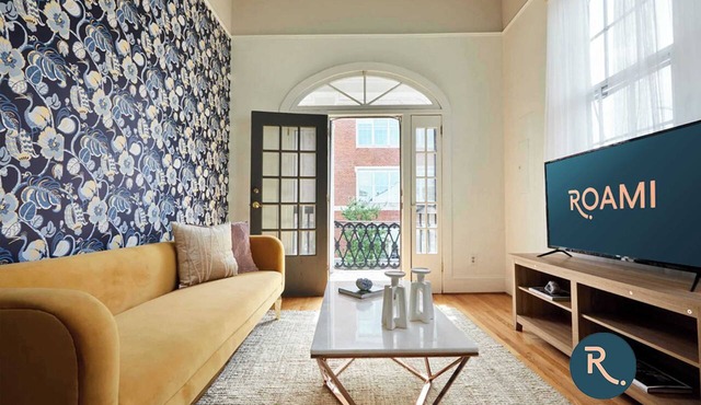 Roami at The Mandeville | 3BR w/Balcony