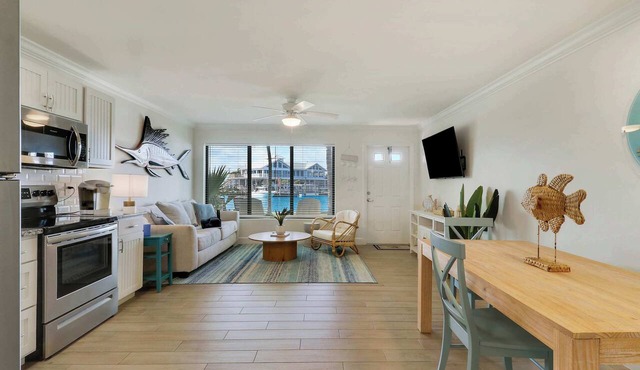 Sailfish Suites 4- Waterfront, Pet friendly!