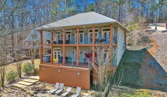 Sailor's Cove at Lake Martin, 3 bedrooms, 2.5 baths, pets ok!