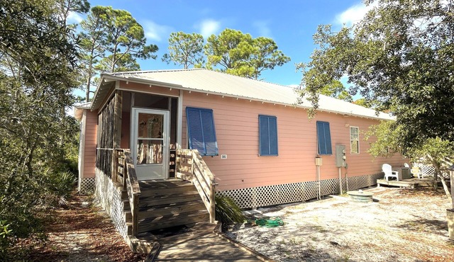 Sandy Pines Cottage-Family Cottage at The Rookery–Sleeps 8, Zero-Entry Pool!