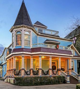 Sara's Inn on the Boulevard