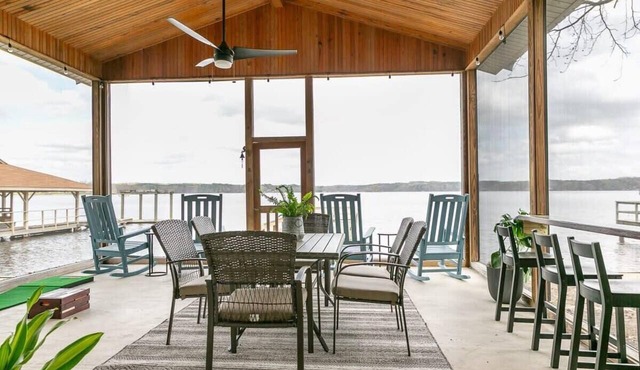 Screened Patio, King Beds, Fresh & Clean, Games in Farmerville