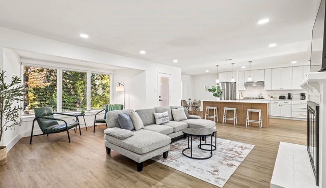 Serene 4BR w/Open Layout | Close to Galleria & DFW