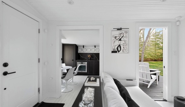 Serene Designer Cottage Walking Distance to Town in Westhampton Beach