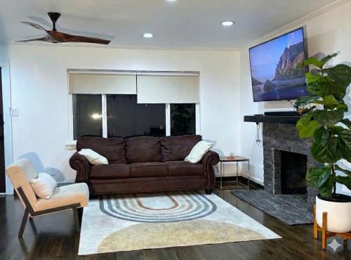 Simple Comforts Home - Midway Hollow North Dallas - Pets Welcome