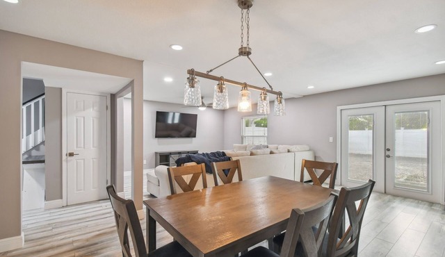 South Tampa 3BR · Pets OK · Free Parking