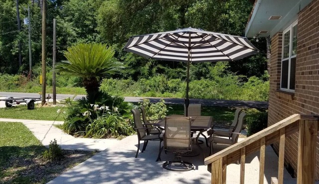 Southern Wind House in quaint & cozy Lillian, ALnFREE Boat Storage