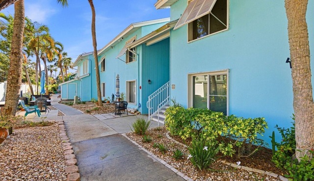 Spacious 3BR Condo in Gated St. Petersburg Community with Private Beach