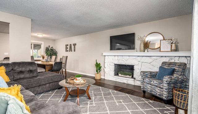 Spacious Valley Home I Perfect for Families! in Spokane Valley