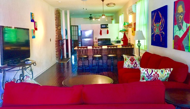Stay steps from the French Quarter at Art House, nestled in lovely Algiers Point