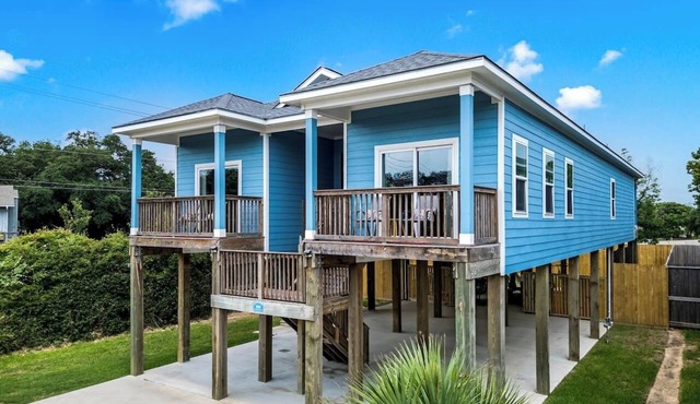 Stunning 4BR Home Near the Bay!