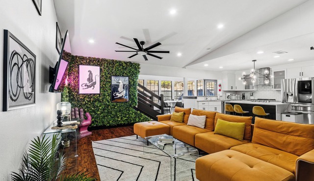 Stunning Carrolton Castle with 4 Bedrooms + Pool + Media Room