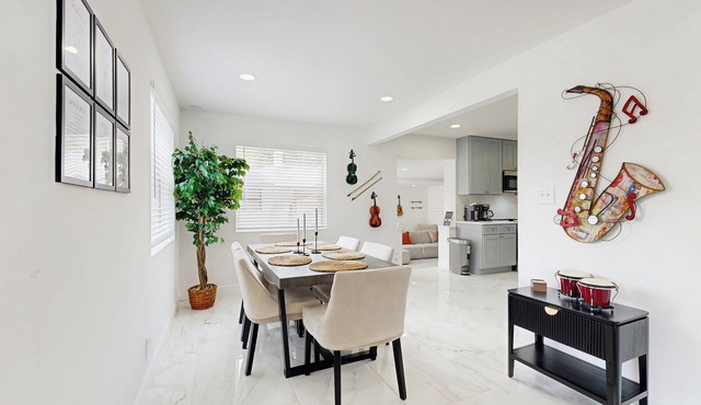 Stylish Avondale Home Pet-friendly & Walkable