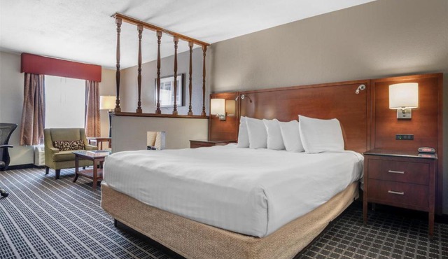 SureStay Plus Hotel by Best Western Greenwood