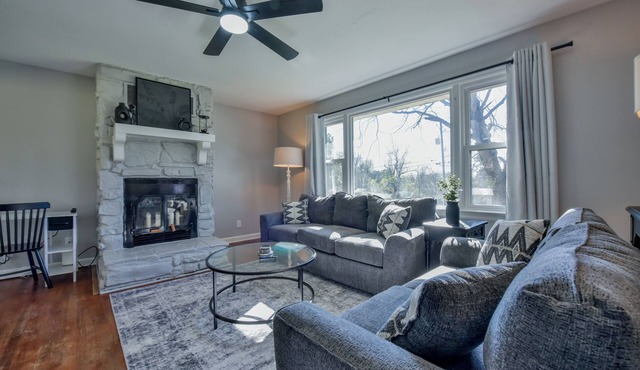 T-Town Ace – Cozy Retreat Just 4.3 Miles from Bryant-Denny Stadium!