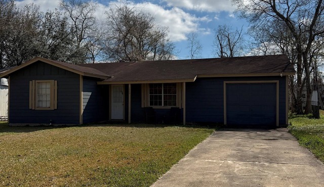 Terrific 2-bedroom house with AC in charming Beaumont
