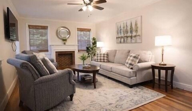 The Ann, 2BR Home by Velvet Ditch Villas