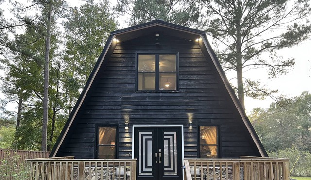 The Bama Gathering Place on Lake Tuscaloosa