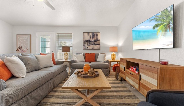 The Grand Destin-y. Cozy Condo close to everything